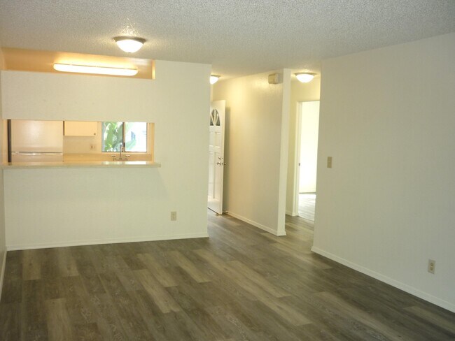 Building Photo - 94-828 Lumiauau St