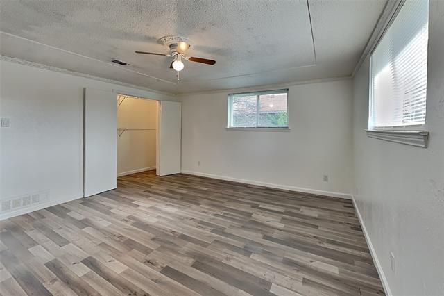 Building Photo - 7624 Oak Garden Trail
