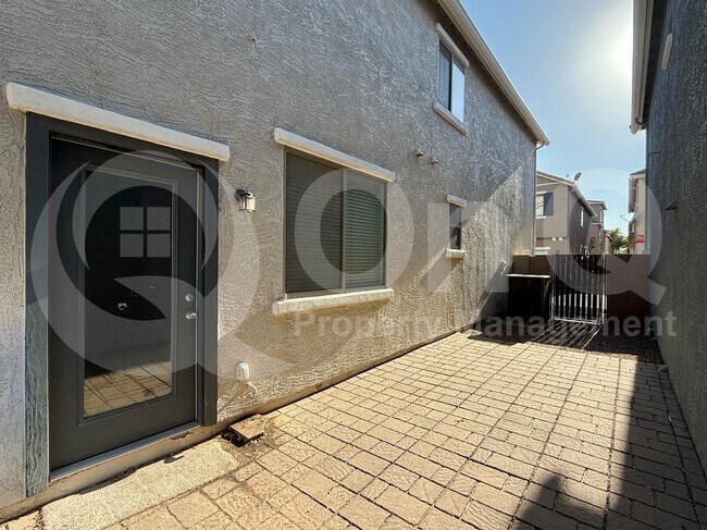Building Photo - 3834 E Santa Fe Ln