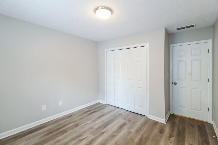 Building Photo - 3580 TraddSprings Way