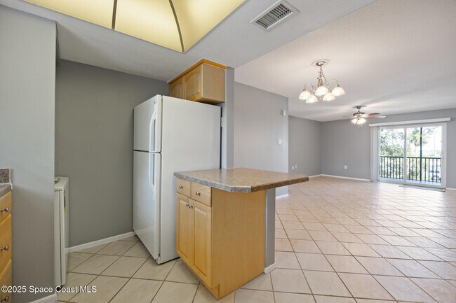 Building Photo - 3135 Shady Dell Ln