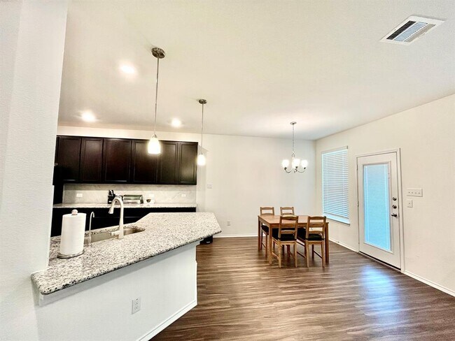 Building Photo - 14205 Silver Lace Ln