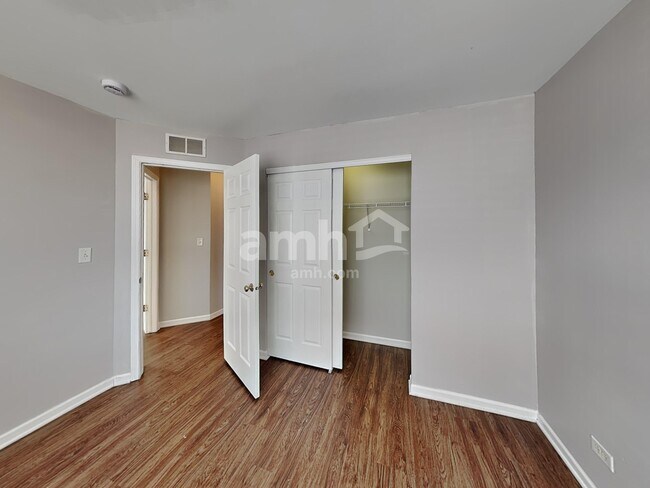 Building Photo - 2766 Middleton Ct