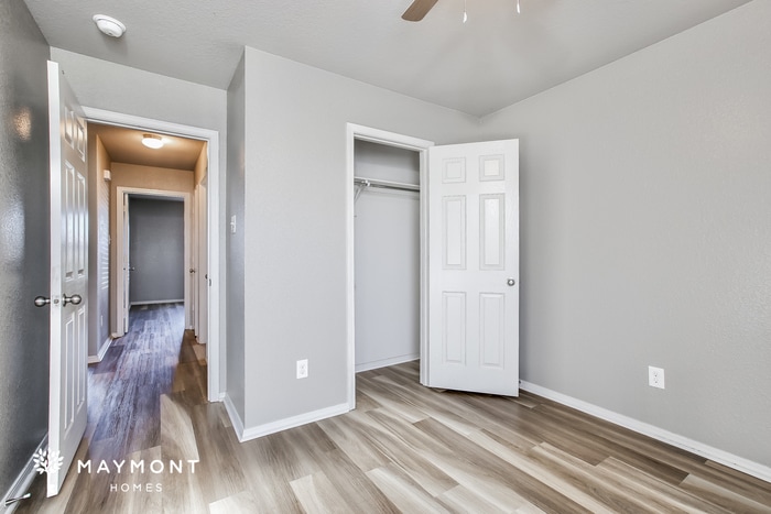 Building Photo - 12104 Firethorn Dr