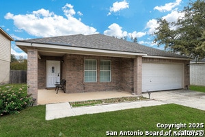 Primary Photo - 25911 Torch Lily