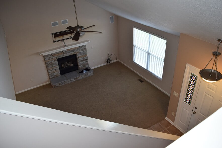 Building Photo - 10039 Oak Trail Rd