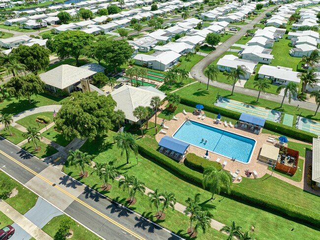 Building Photo - 519 SW 18th St