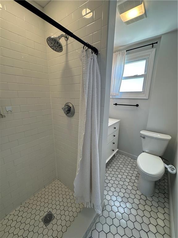 Building Photo - 904 York Ave