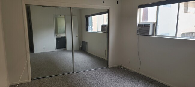 master bedroom - 7506 Romaine St