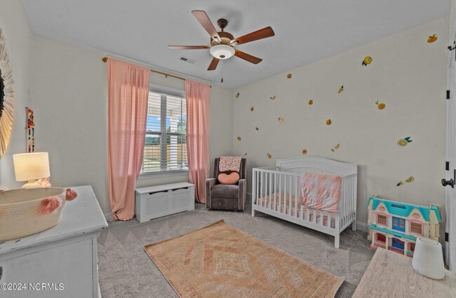 Building Photo - 515 Workhorse Ln