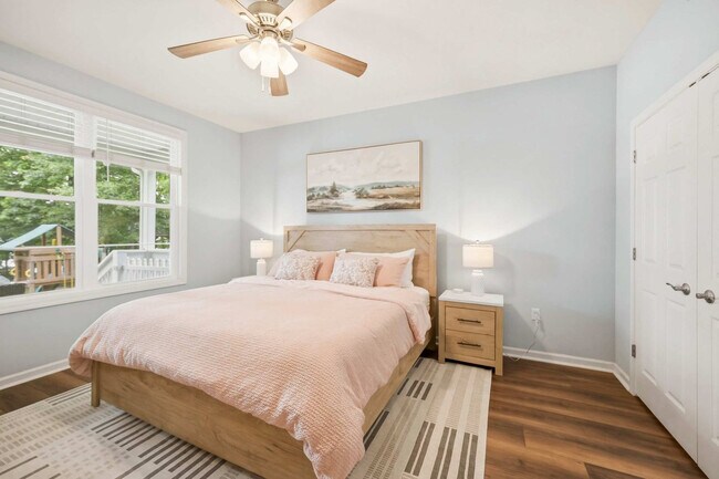 Building Photo - 138B Little River Run N