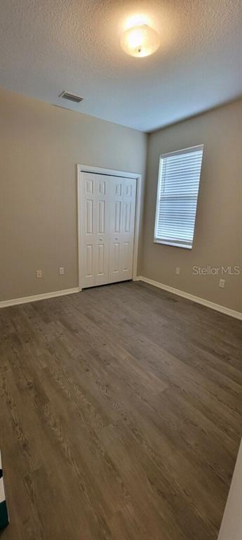 Building Photo - 4265 E Amsterdam St