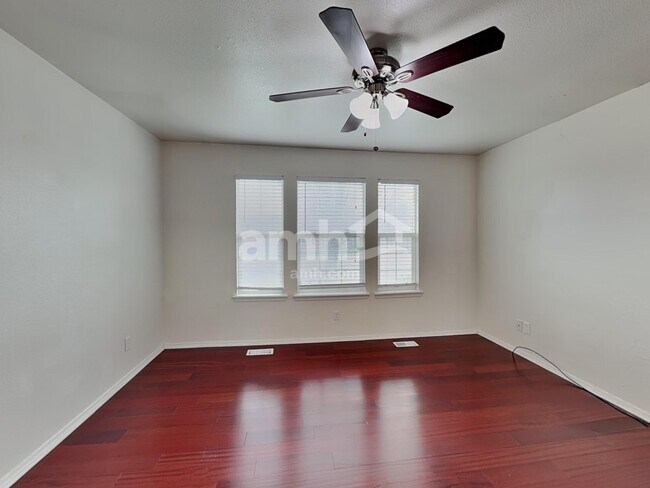 Building Photo - 11060 W Halstead Ct