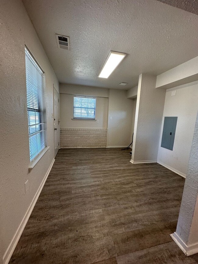 Building Photo - County Living- 1 mile from Hwy 380