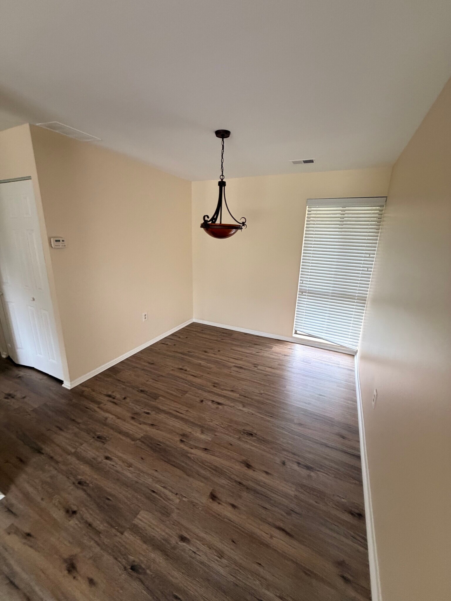 Building Photo - 252 Kips Ct