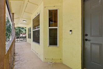 Building Photo - 14846 61st Ct N