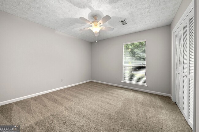 Building Photo - 503 Waterwood Bend