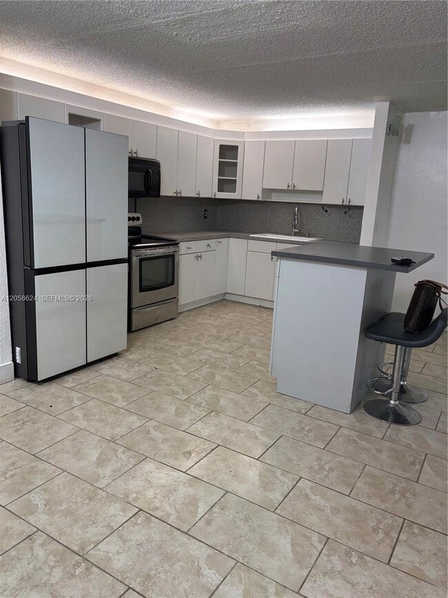 Building Photo - 14850 Naranja Lakes Blvd