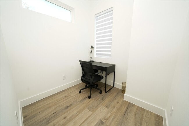 Building Photo - 4607 Edmund St