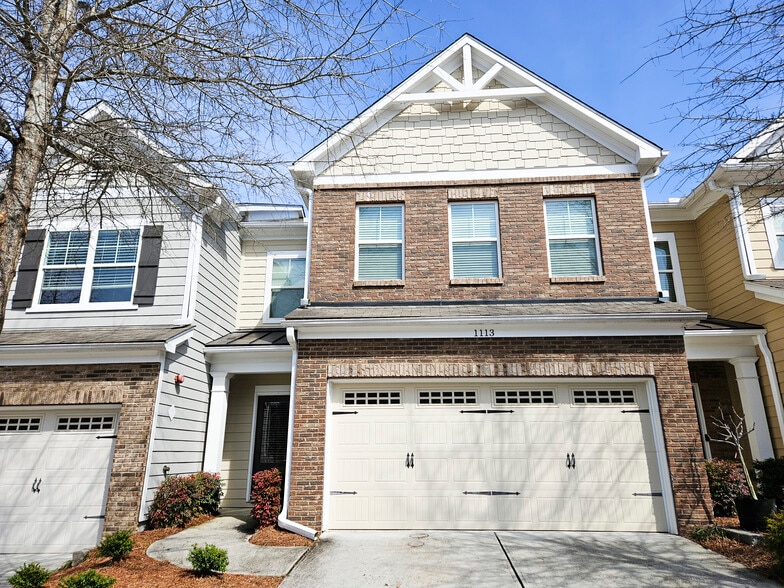 Building Photo - 1113 Dayton Dr