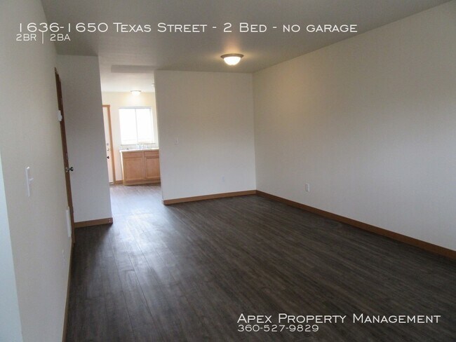Building Photo - Central Bellingham - Eureka Townhomes