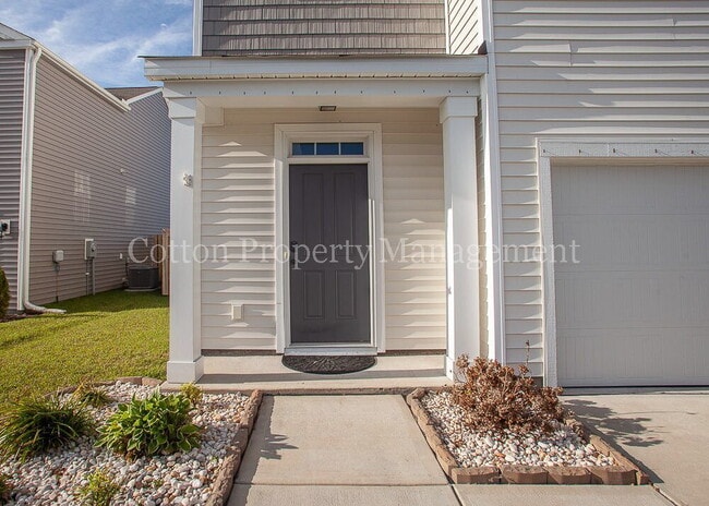 Building Photo - 142 Presley Ln