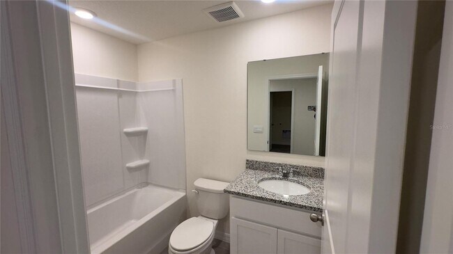 Building Photo - 5601 Brosnan Rd