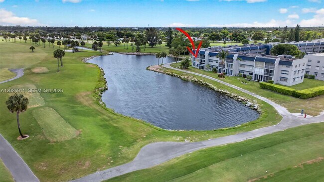 Building Photo - 7807 Golf Cir Dr