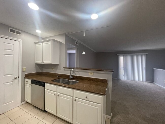 Building Photo - 5359 Cypress Chase