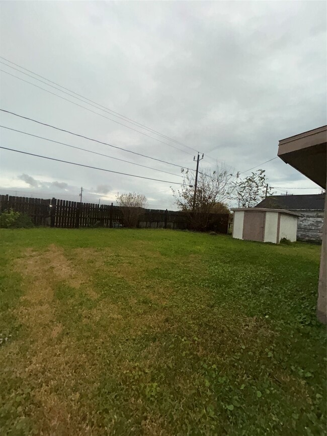 Building Photo - 2018 N Avenue H