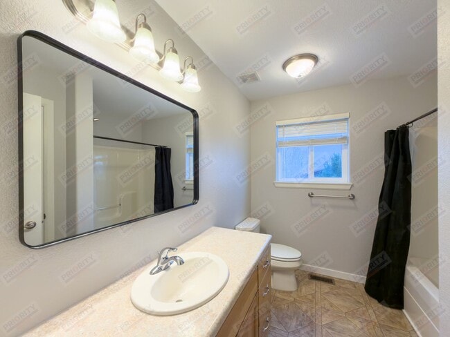 Building Photo - Your New Home!