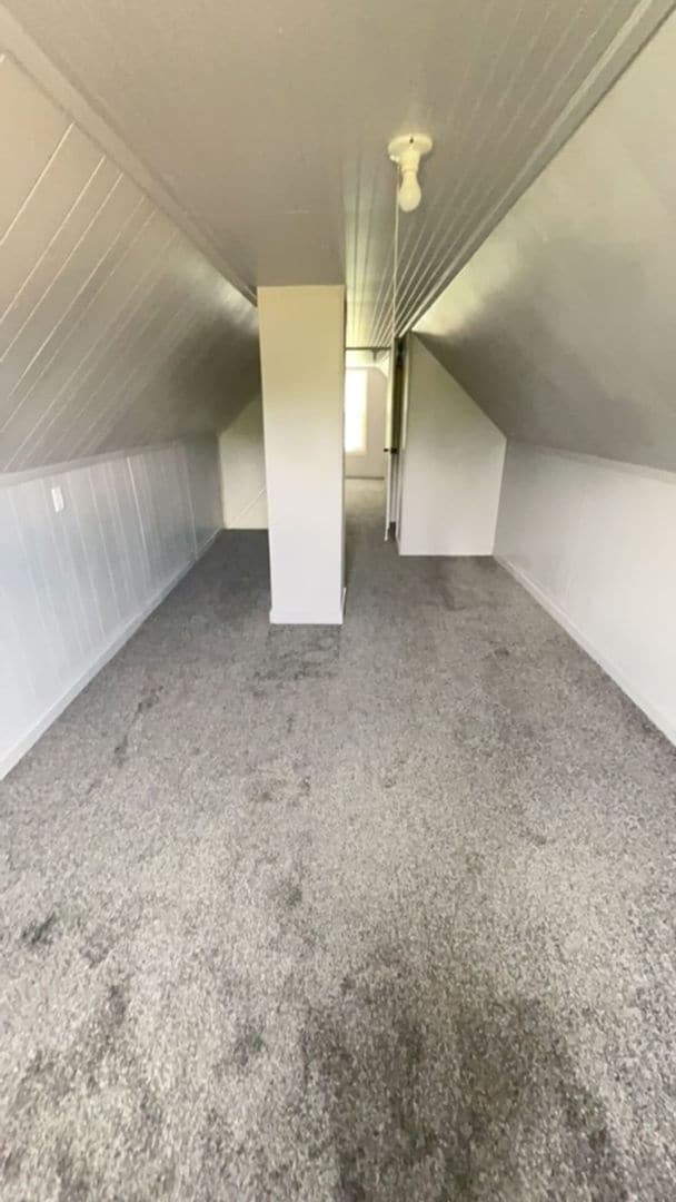 Building Photo - Single Family Home Available!