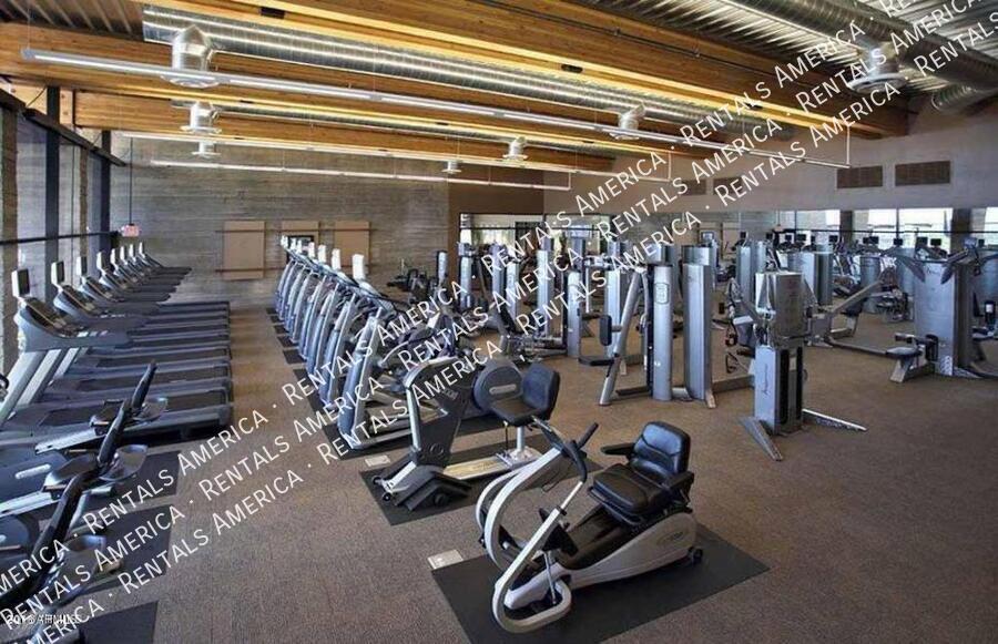 Building Photo - 1912 W Black Hill Rd