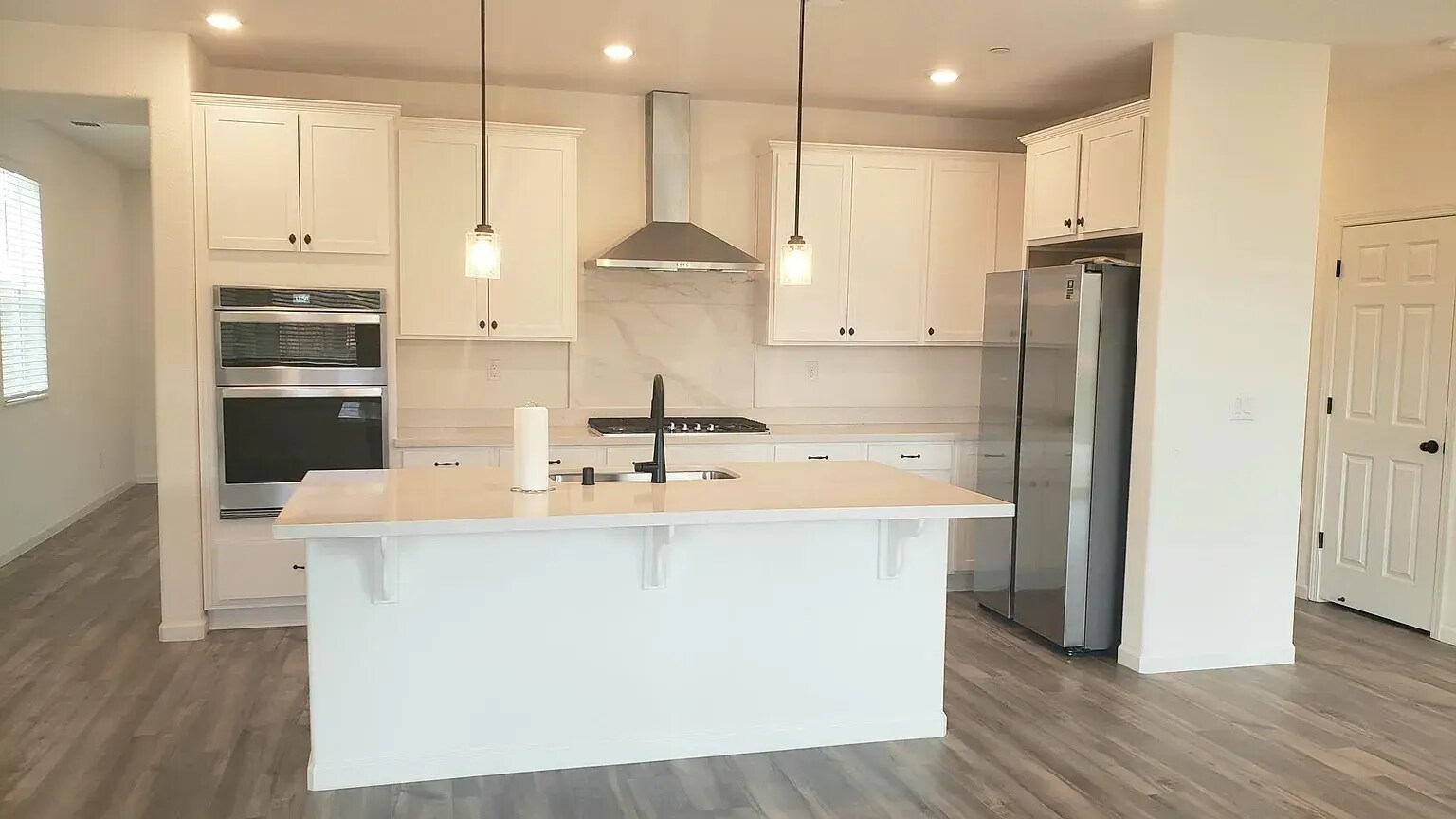 Building Photo - 4586 Butterfly Ridge Dr