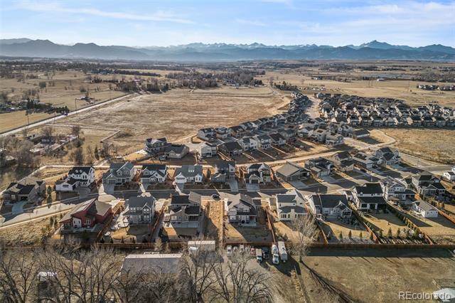 Building Photo - 702 Delechant Dr