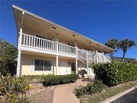 Building Photo - 4601 Bayshore Dr