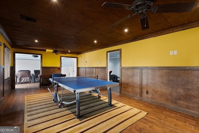 Building Photo - 530 Slane Trce