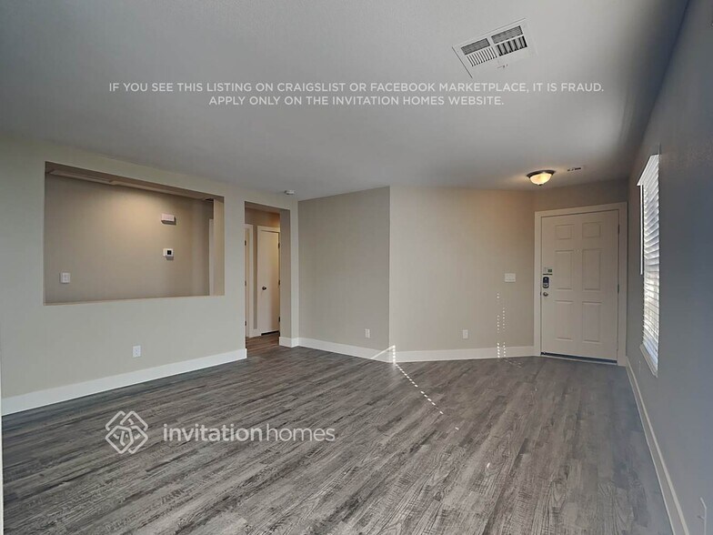 Building Photo - 8648 Shady Pines Dr