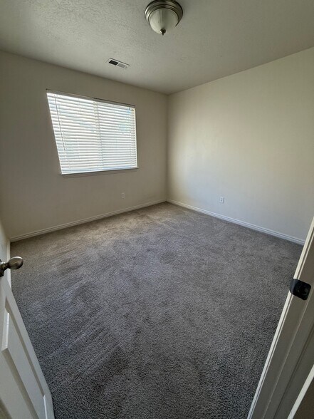 Building Photo - 1149 S 1420 E