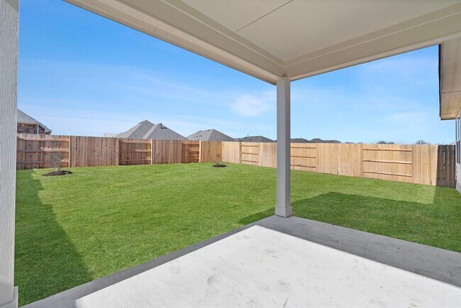 Building Photo - 145 Hackberry Ln
