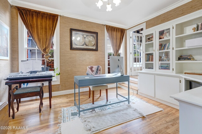 Building Photo - 109 French St