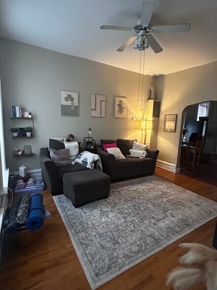 Primary Photo - 1342 W Huron St