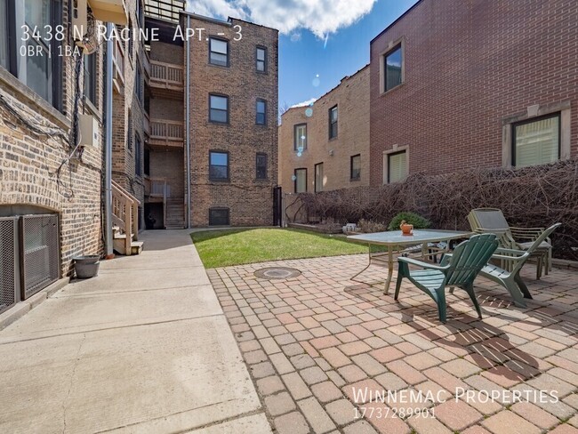 Building Photo - 3438 N Racine Ave