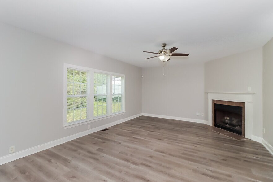 Building Photo - 6015 Timbertop Ln