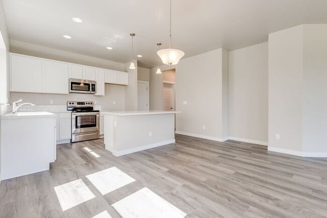 Building Photo - Roe Street Townhomes