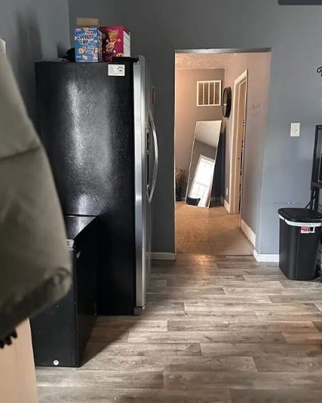 Building Photo - 3 bedroom  Single Family | Section 8 and EDEN welcomed