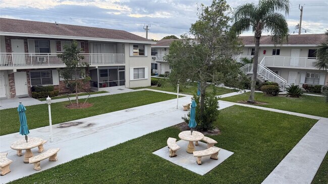 Building Photo - 3850 NE 21st Way