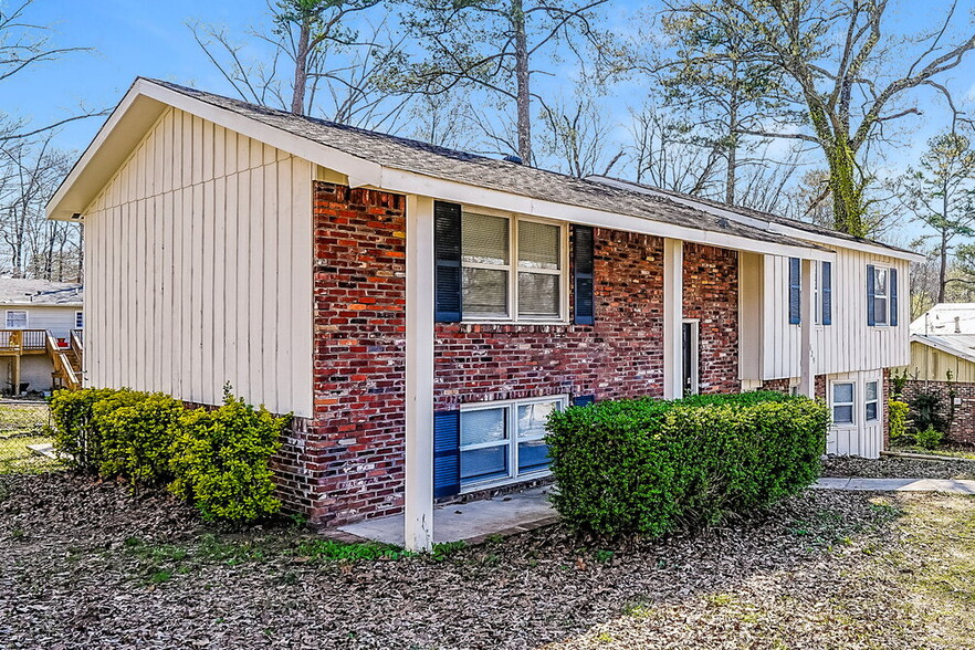 Building Photo - 629 16th Terrace Cir NW