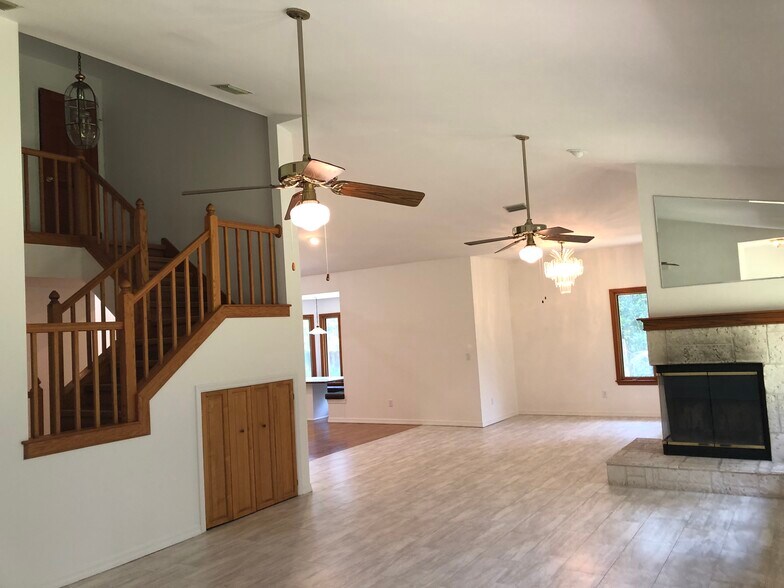 Building Photo - 50 Bulow Woods Cir