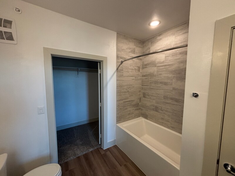 Building Photo - 216 Flint Rdg Rd